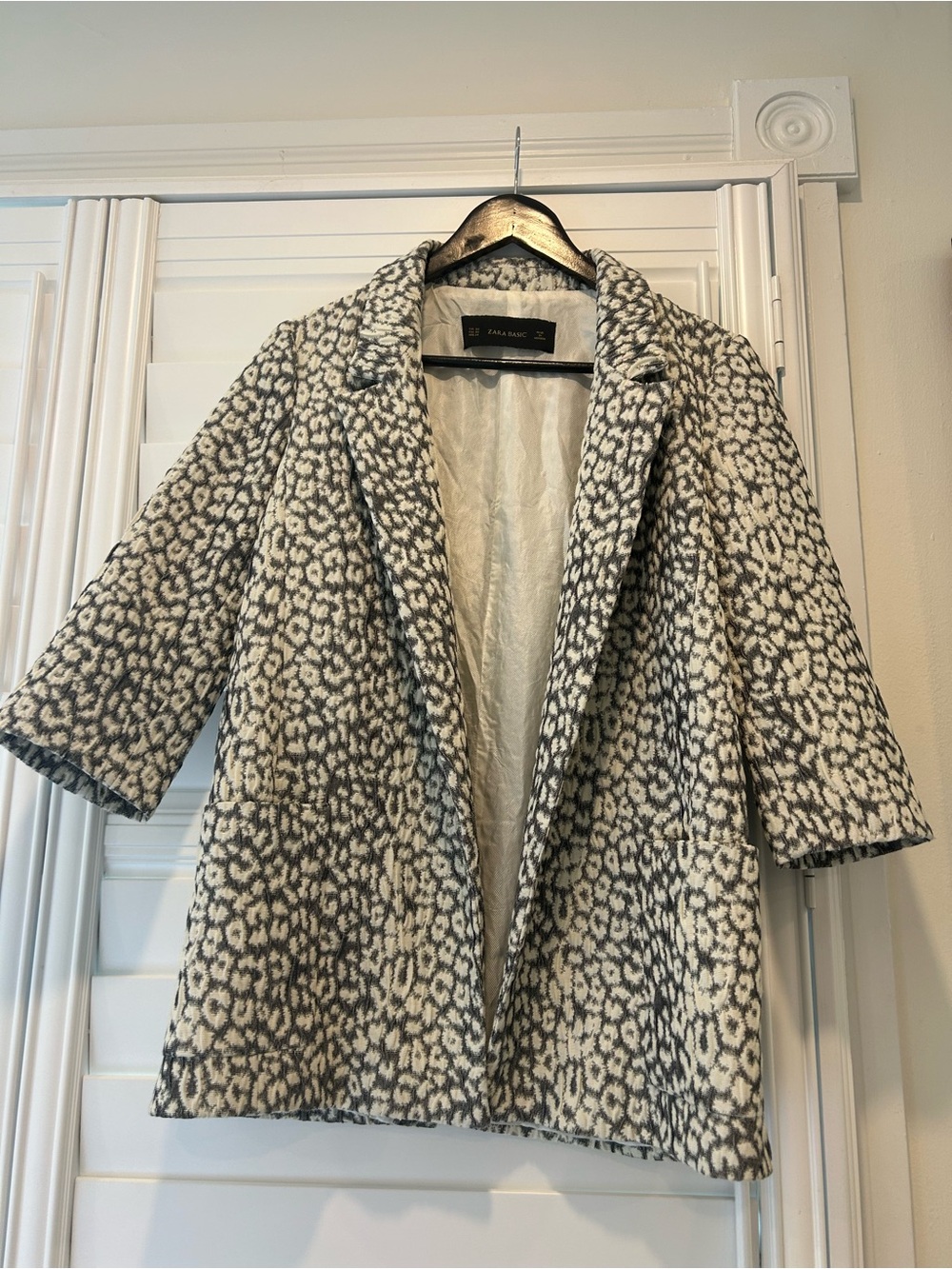 XS Zara Black and White Patterned Pea Coat